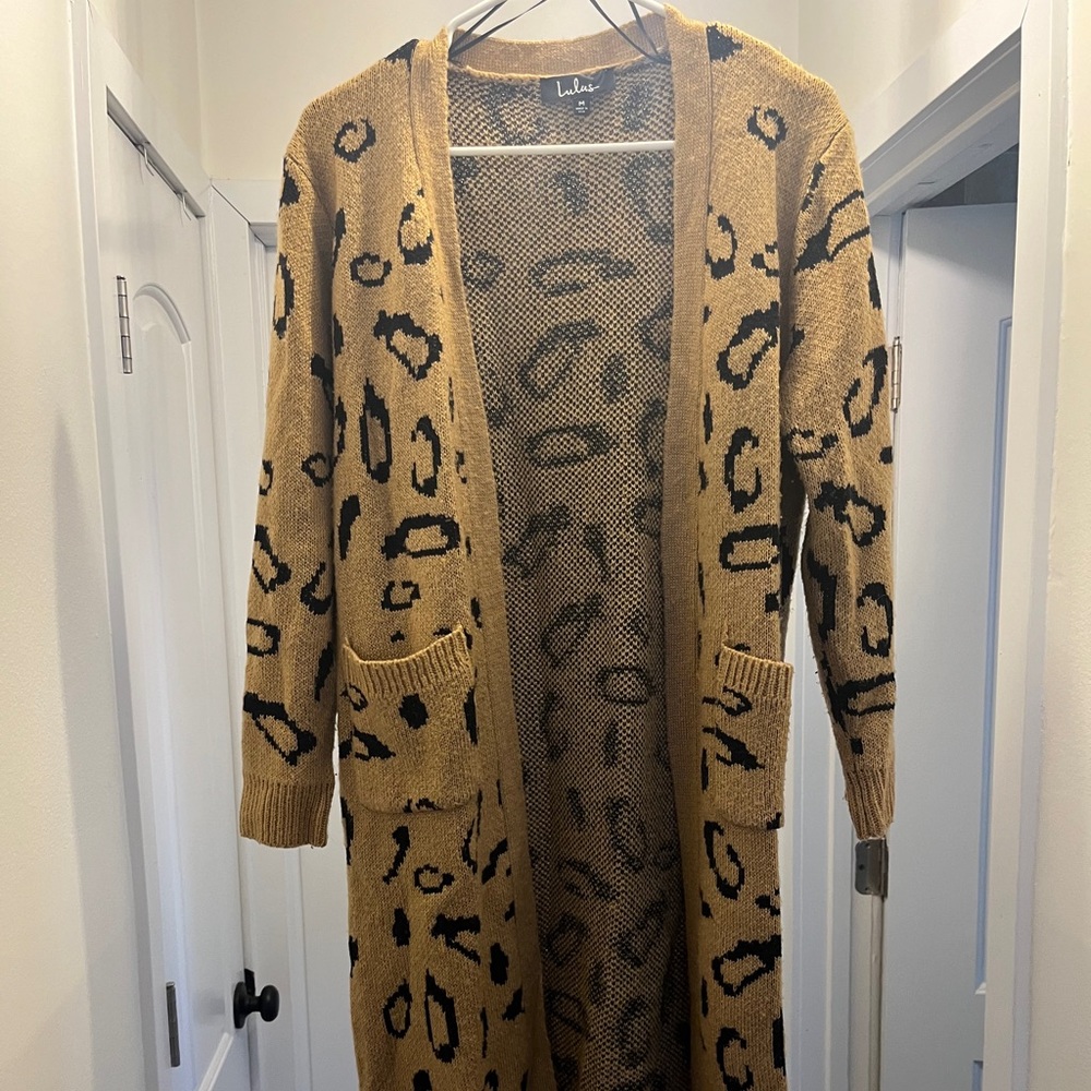 LuLu’s cardigan sweater